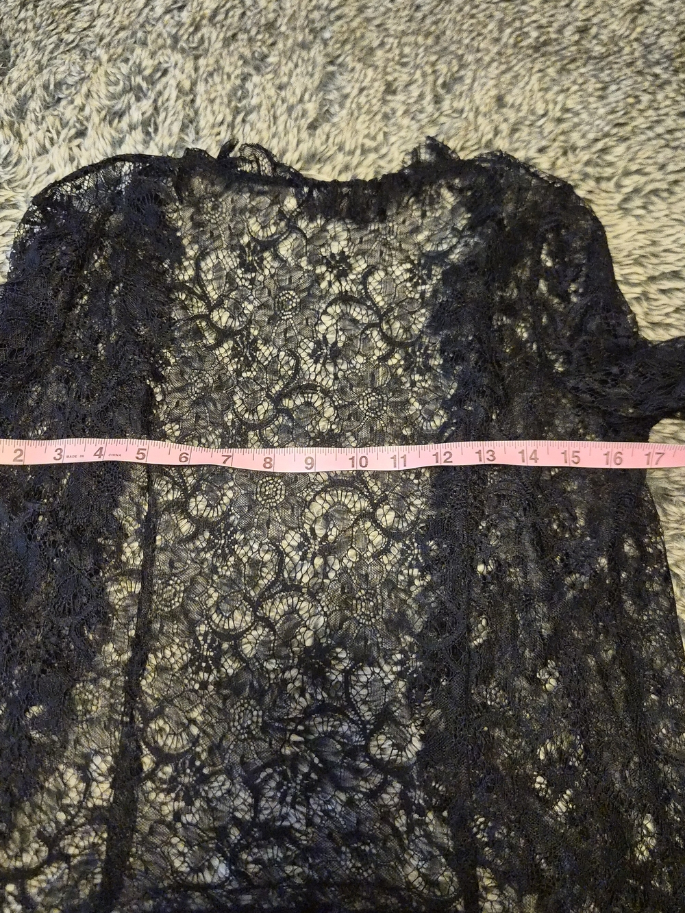 Bettie Page Cropped Lace Bolero - Picture 7 of 9